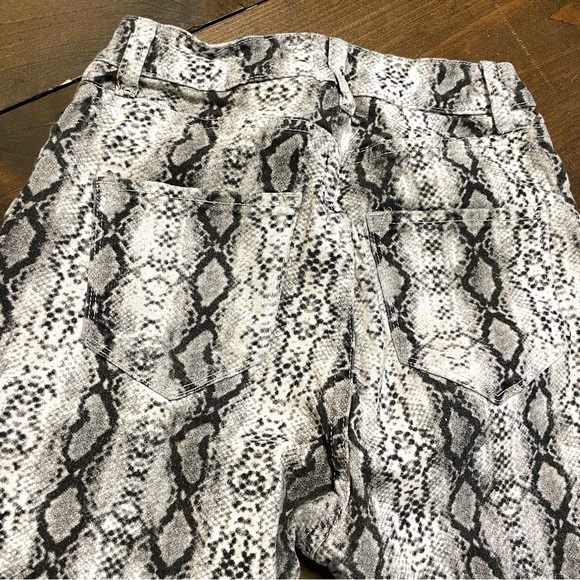 Polly Snake Skin Skinny Jeans, size 4 - Picture 3 of 4